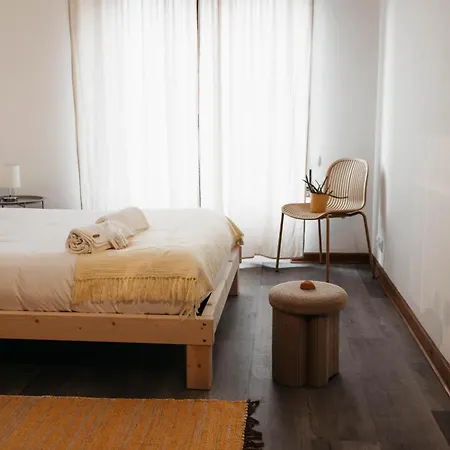 Aurega Vintage Bedrooms By Lethes Legacy بونتي دي ليما