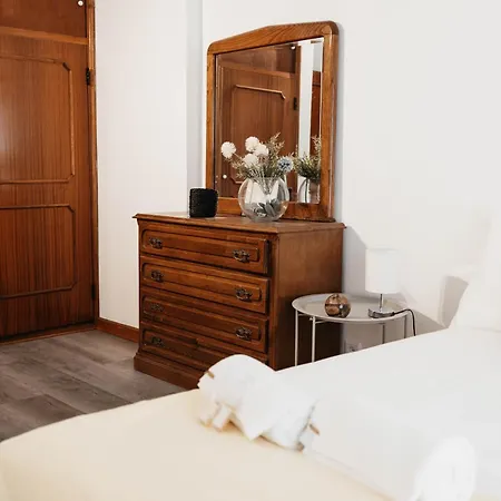 Aurega Vintage Bedrooms By Lethes Legacy منزل للإقامة
